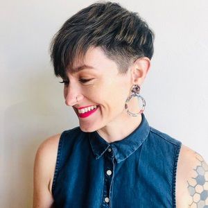 Meet your Posher, Maxie